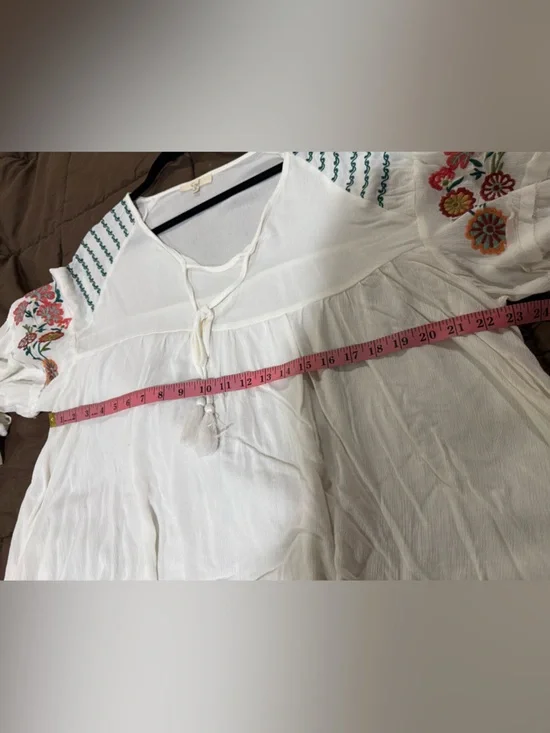 easel Cream Boho Tunic with Multicolor Floral Sleeve Embroidery - Picture 5 of 6
